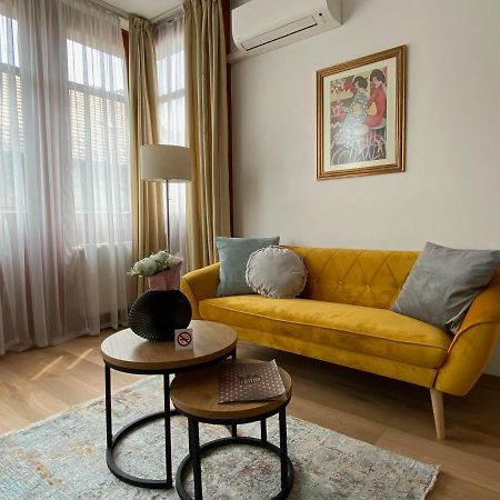 Lovag8 Apartment Boedapest Buitenkant foto