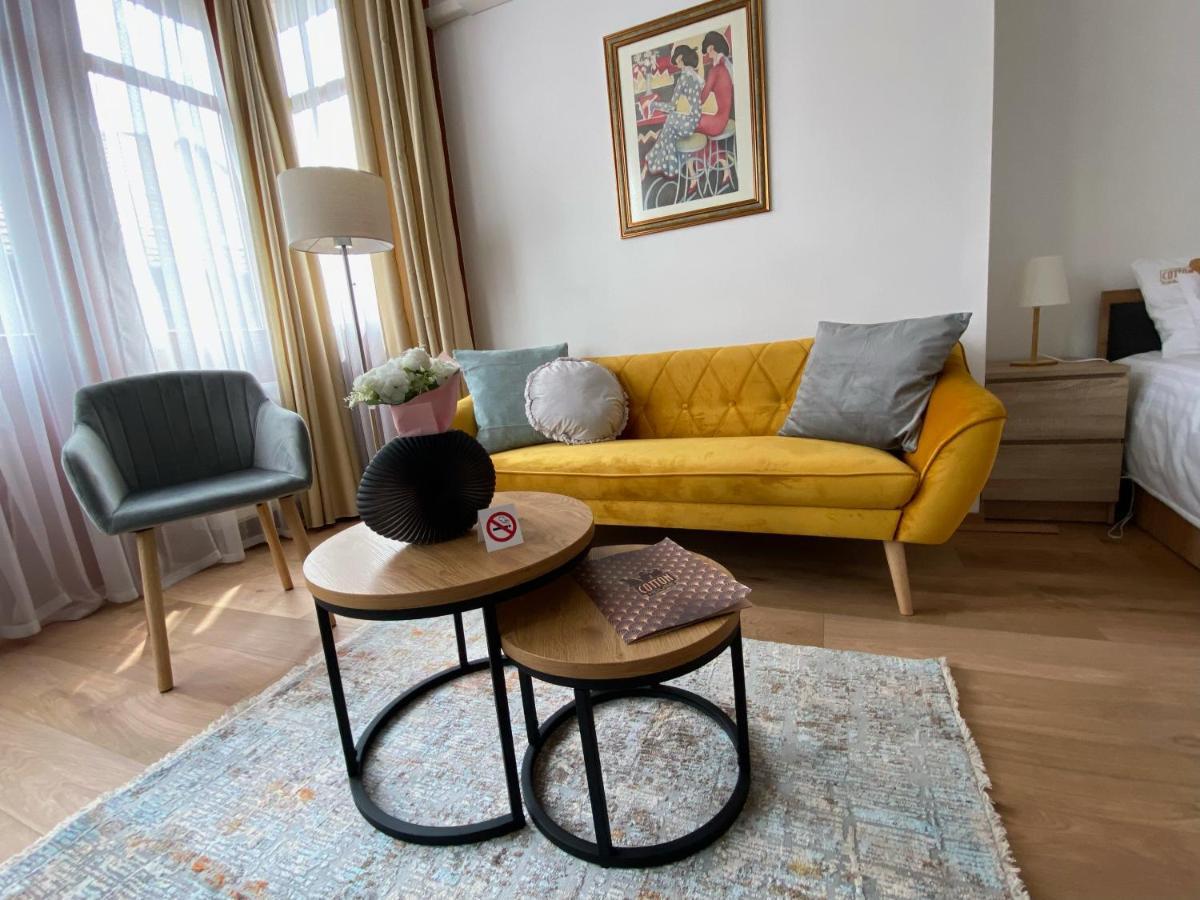 Lovag8 Apartment Boedapest Buitenkant foto