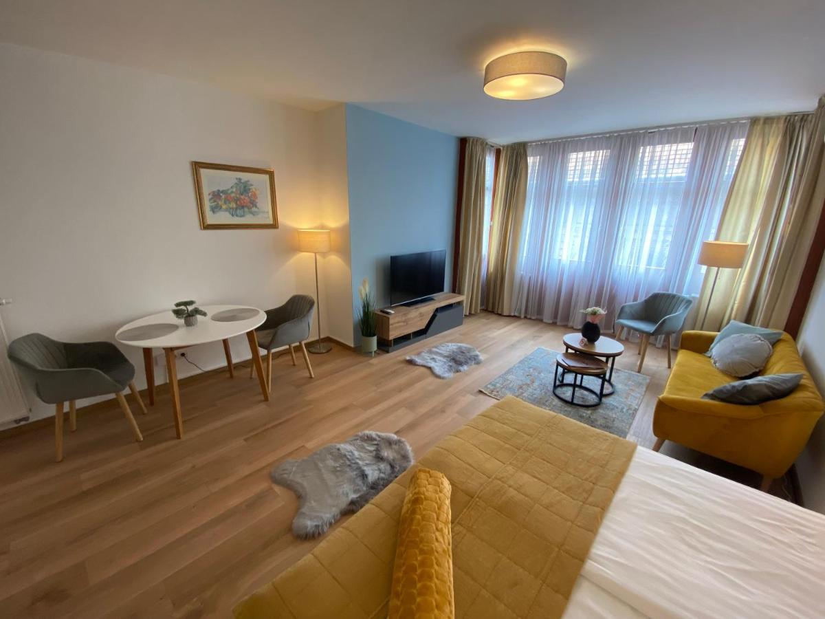 Lovag8 Apartment Boedapest Buitenkant foto