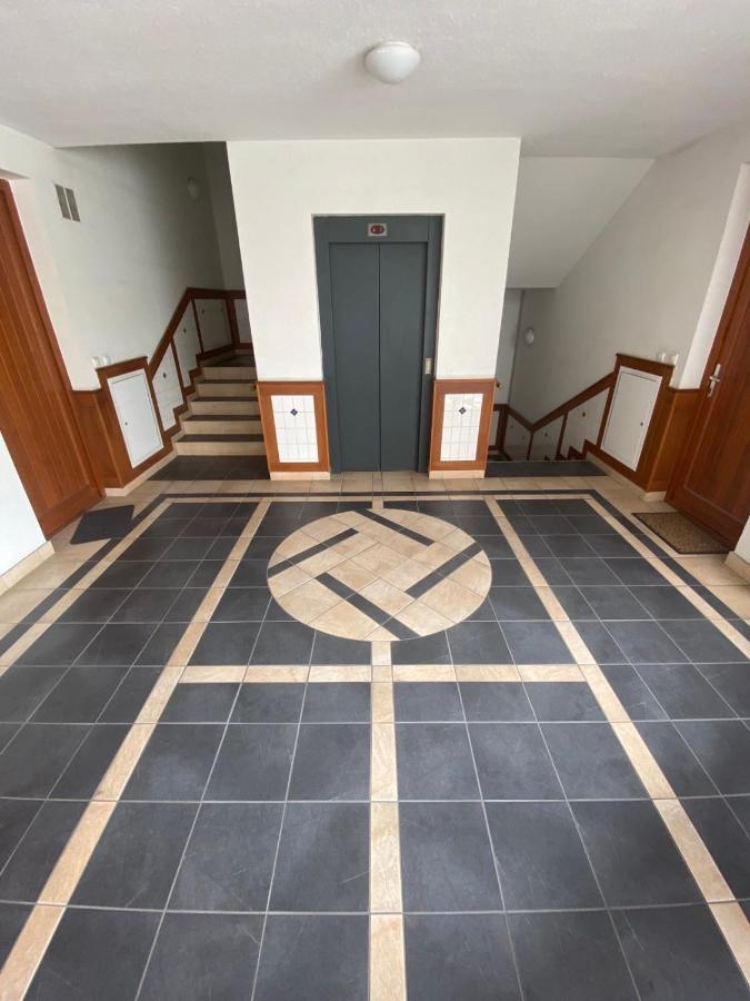 Lovag8 Apartment Boedapest Buitenkant foto